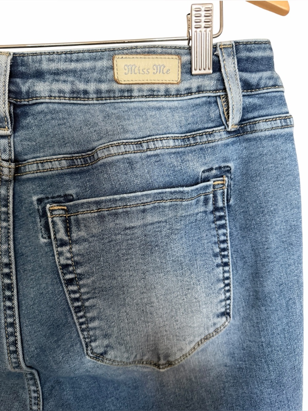 Miss Me•High Rise Bootcut Jeans - Picture 4 of 7